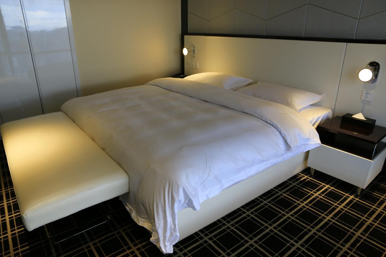 גויאנג D•Mark Hotel מראה חיצוני תמונה