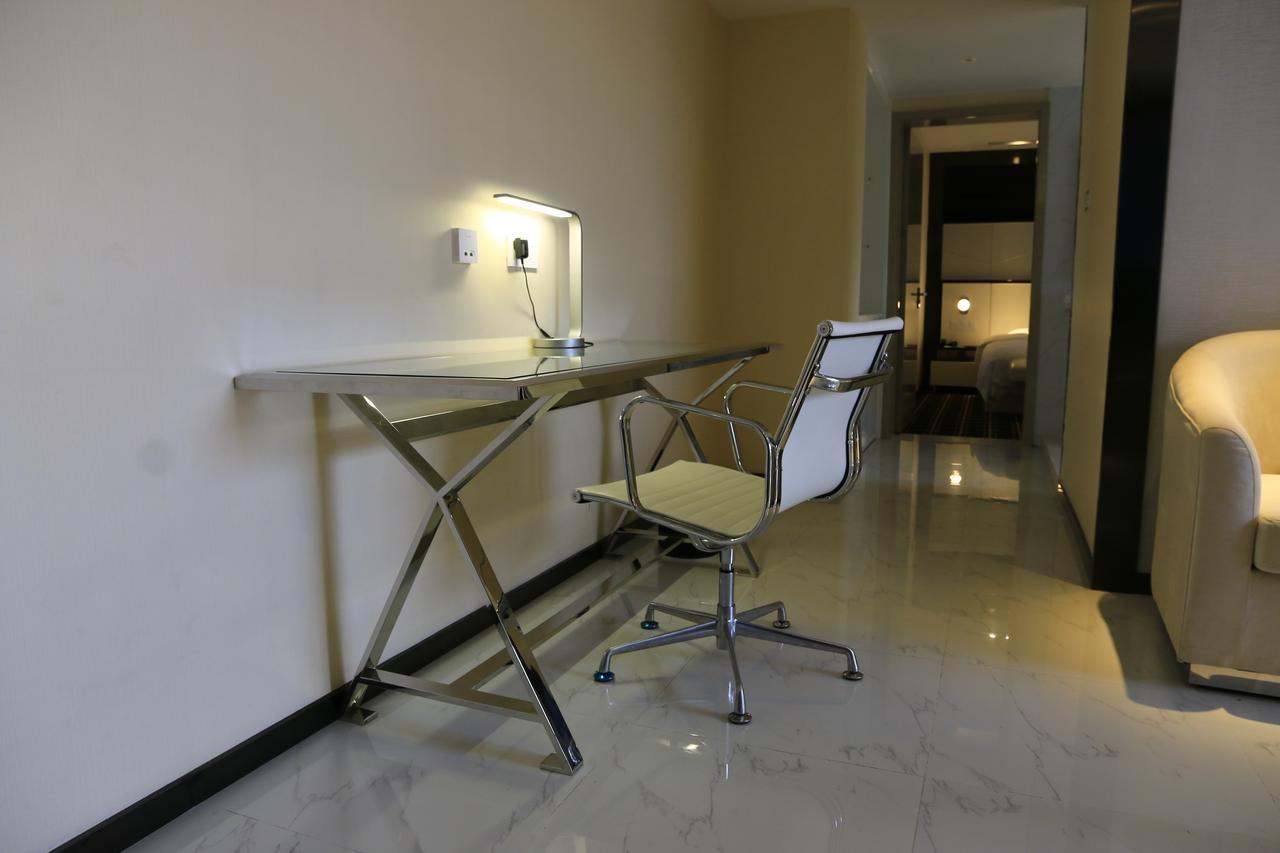 גויאנג D•Mark Hotel מראה חיצוני תמונה