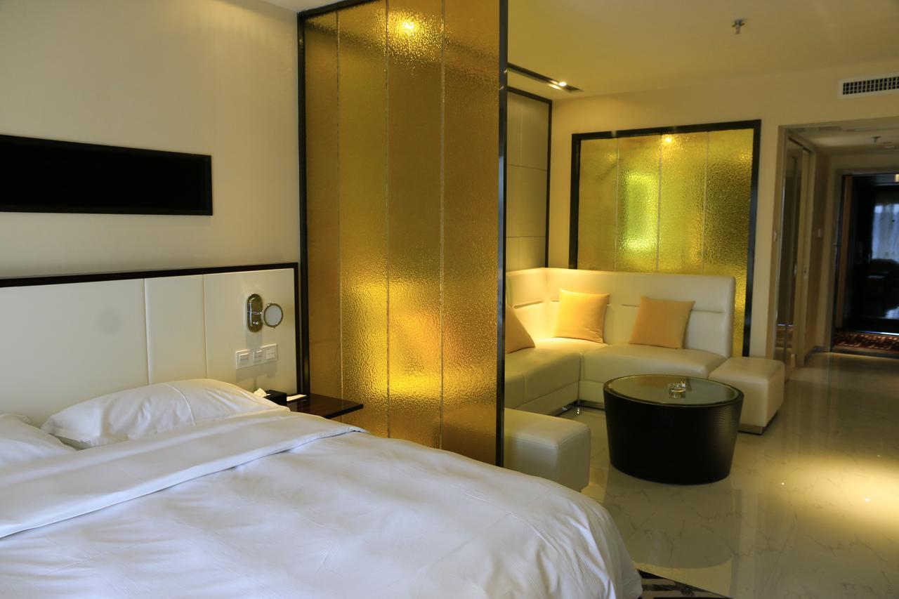 גויאנג D•Mark Hotel מראה חיצוני תמונה